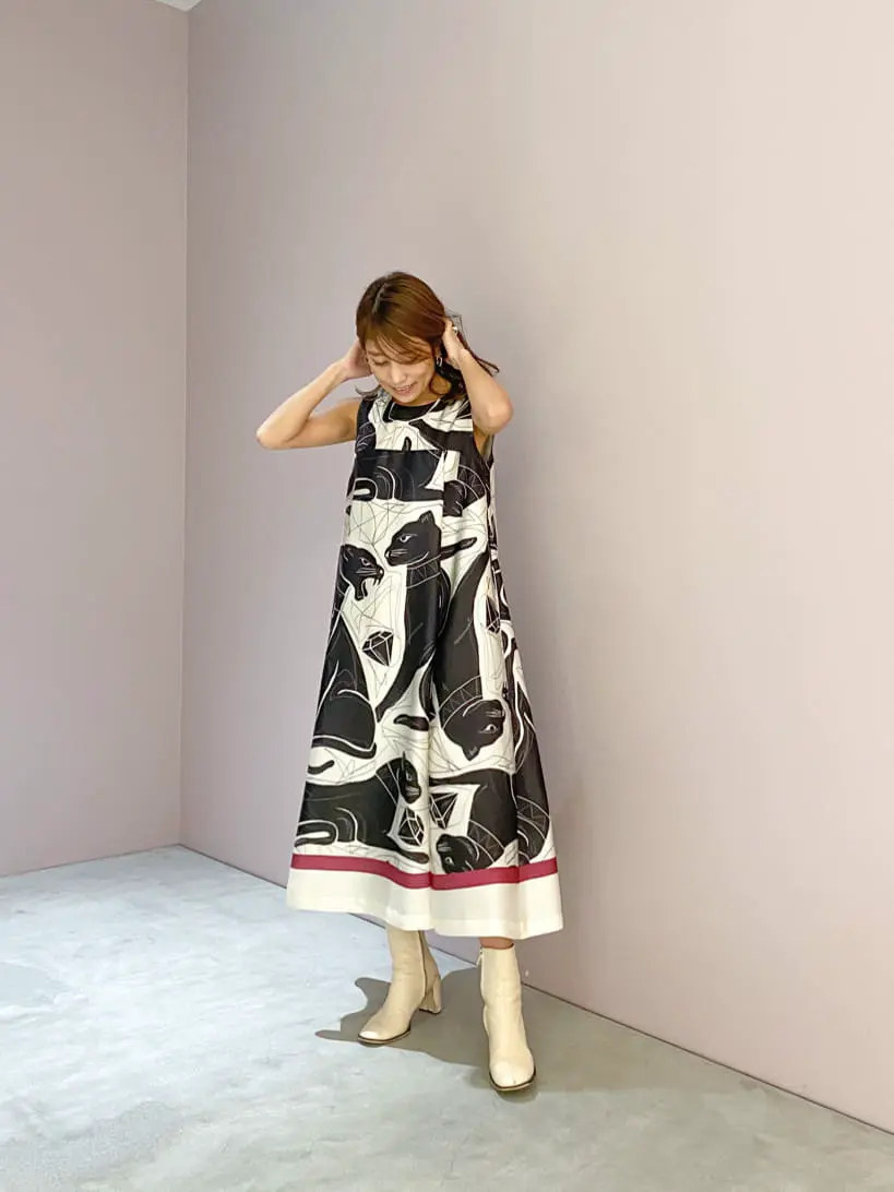 ORIGINATED IN GRACE CONTINENTAL yukimi yonee コーディネート画像