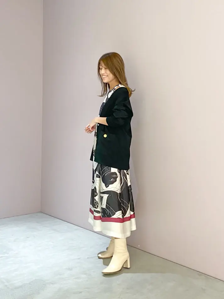 ORIGINATED IN GRACE CONTINENTAL yukimi yonee コーディネート画像