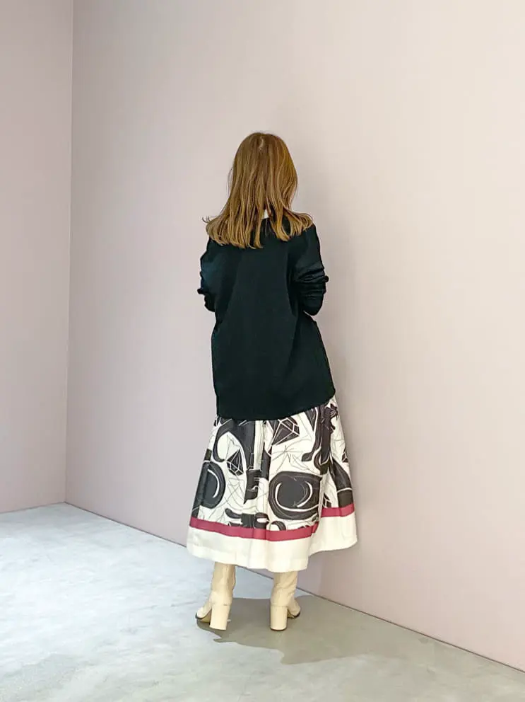 ORIGINATED IN GRACE CONTINENTAL yukimi yonee コーディネート画像