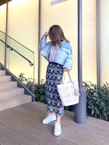 ORIGINATED IN GRACE CONTINENTAL yukimi yonee コーディネート画像