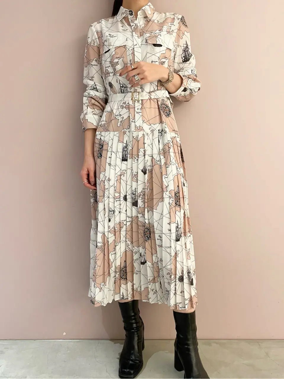 ORIGINATED IN GRACE CONTINENTAL Yuuki NOZAWA コーディネート画像