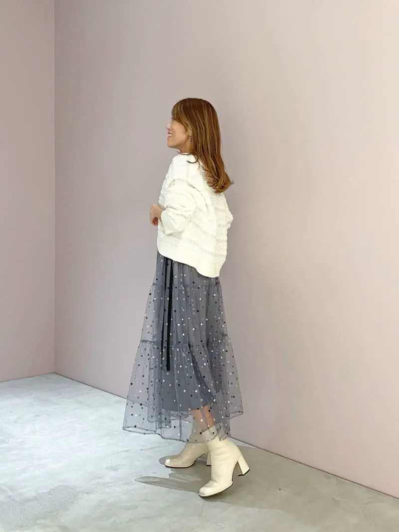 ORIGINATED IN GRACE CONTINENTAL yukimi yonee コーディネート画像