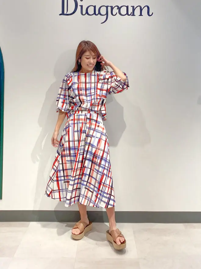 ORIGINATED IN GRACE CONTINENTAL yukimi yonee コーディネート画像