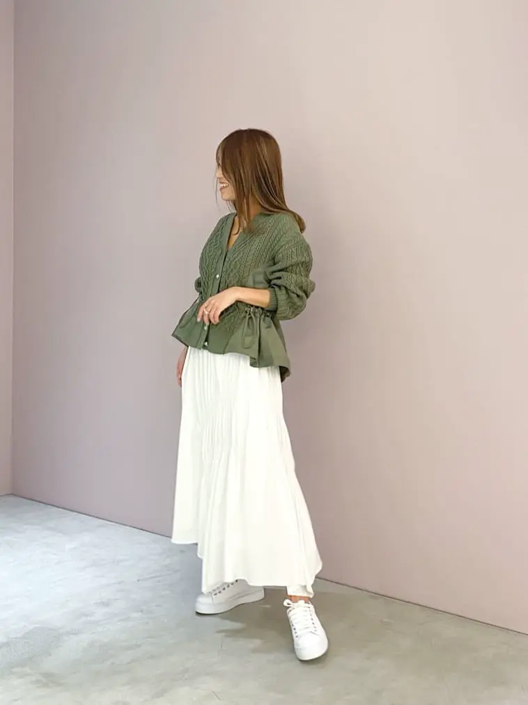 ORIGINATED IN GRACE CONTINENTAL yukimi yonee コーディネート画像