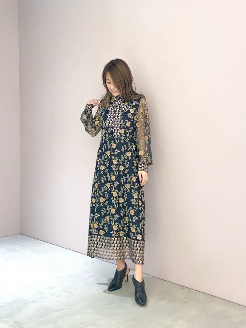 ORIGINATED IN GRACE CONTINENTAL yukimi yonee コーディネート画像