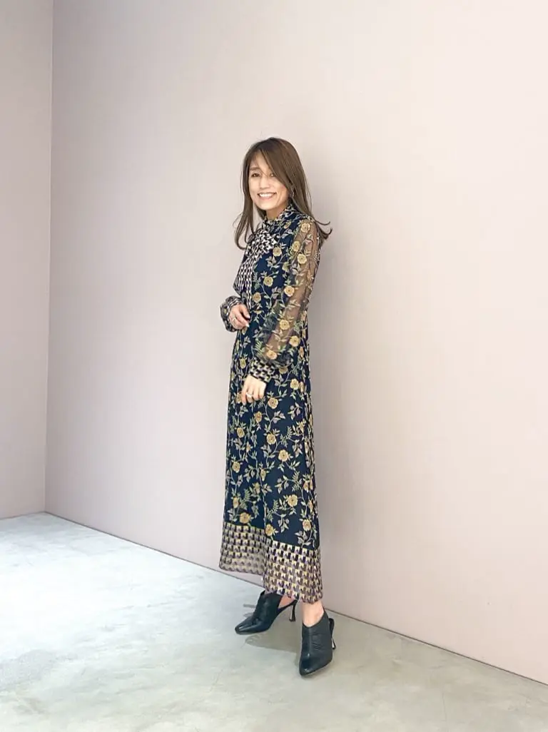 ORIGINATED IN GRACE CONTINENTAL yukimi yonee コーディネート画像