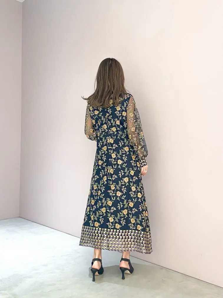 ORIGINATED IN GRACE CONTINENTAL yukimi yonee コーディネート画像