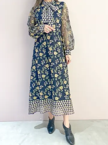 ORIGINATED IN GRACE CONTINENTAL yukimi yonee コーディネート画像