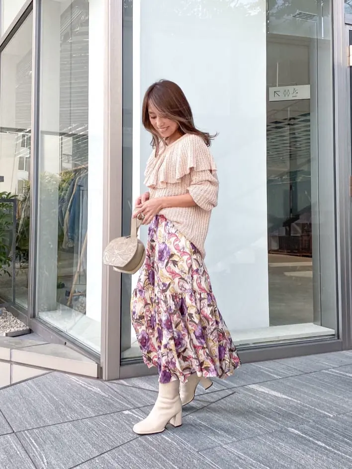 ORIGINATED IN GRACE CONTINENTAL yukimi yonee コーディネート画像