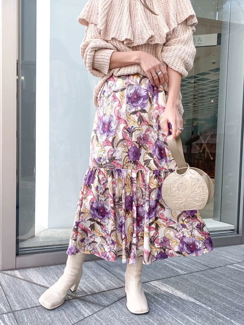 ORIGINATED IN GRACE CONTINENTAL yukimi yonee コーディネート画像