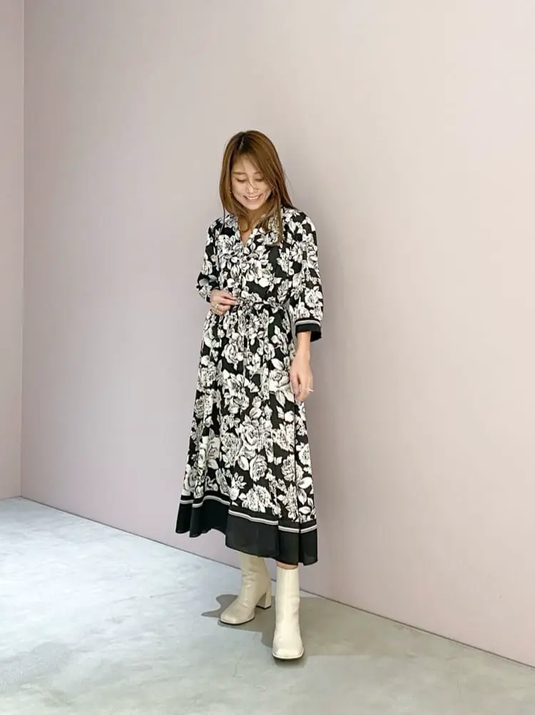 ORIGINATED IN GRACE CONTINENTAL yukimi yonee コーディネート画像