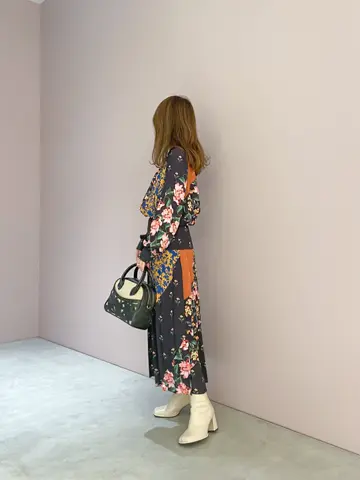 ORIGINATED IN GRACE CONTINENTAL yukimi yonee コーディネート画像