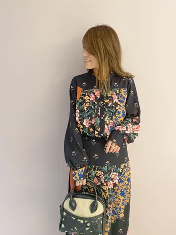 ORIGINATED IN GRACE CONTINENTAL yukimi yonee コーディネート画像