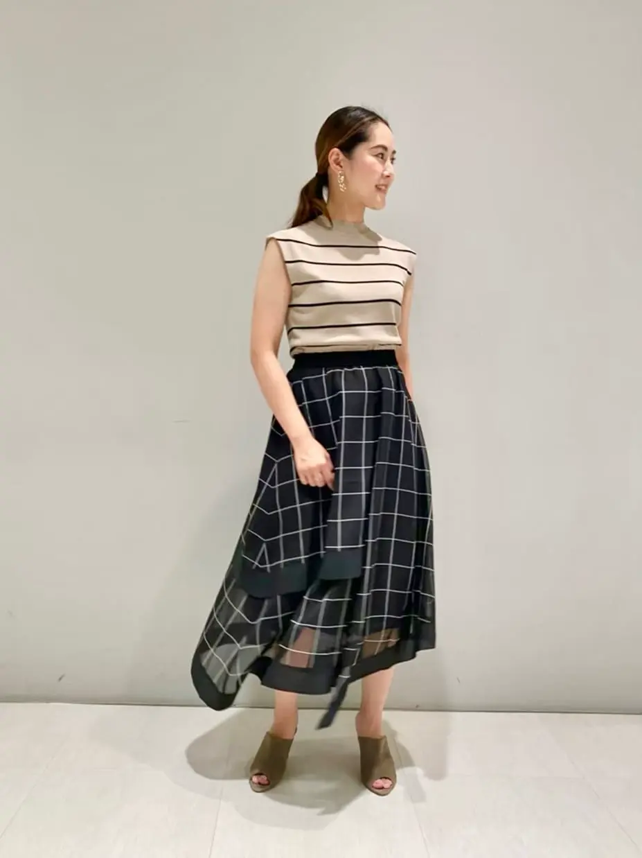 ORIGINATED IN GRACE CONTINENTAL 小笠原　春菜 コーディネート画像