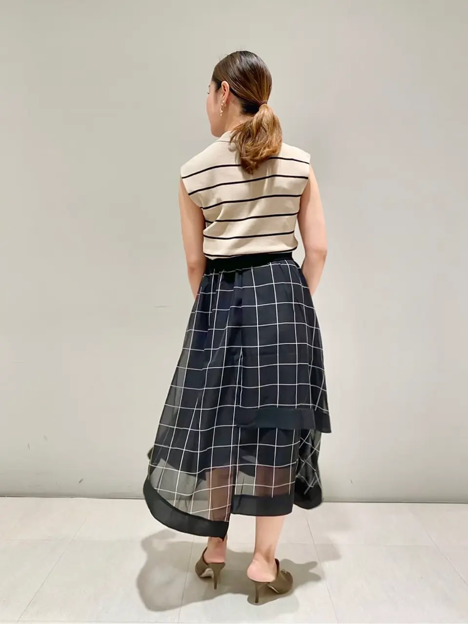 ORIGINATED IN GRACE CONTINENTAL 小笠原　春菜 コーディネート画像