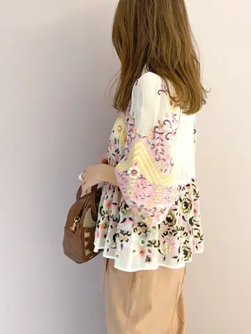 ORIGINATED IN GRACE CONTINENTAL yukimi yonee コーディネート画像