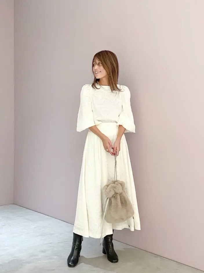 ORIGINATED IN GRACE CONTINENTAL yukimi yonee コーディネート画像