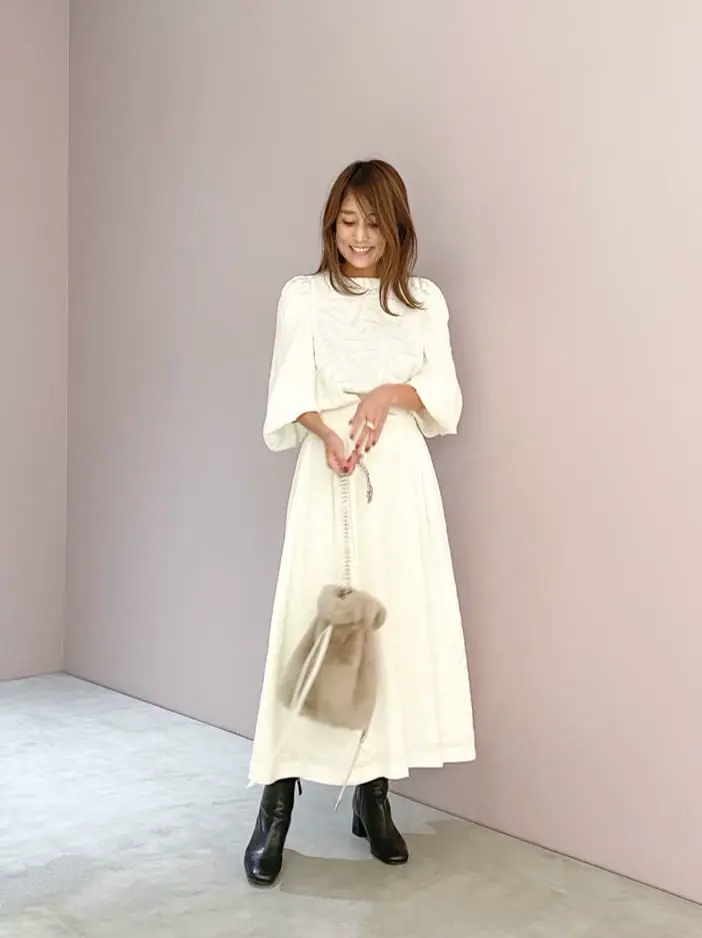 ORIGINATED IN GRACE CONTINENTAL yukimi yonee コーディネート画像