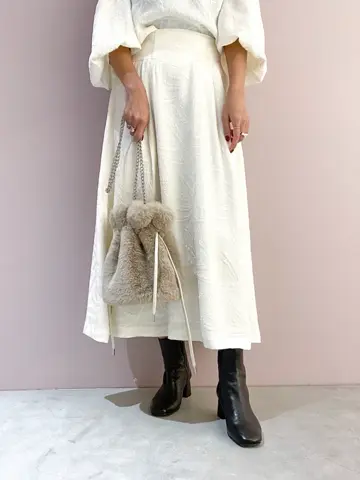 ORIGINATED IN GRACE CONTINENTAL yukimi yonee コーディネート画像