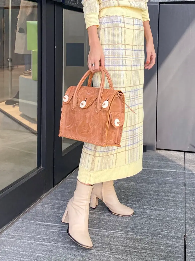 ORIGINATED IN GRACE CONTINENTAL yukimi yonee コーディネート画像