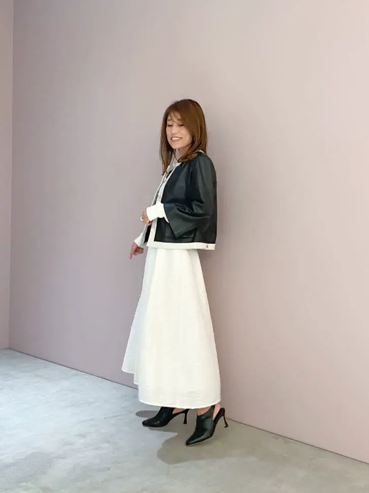 ORIGINATED IN GRACE CONTINENTAL yukimi yonee コーディネート画像