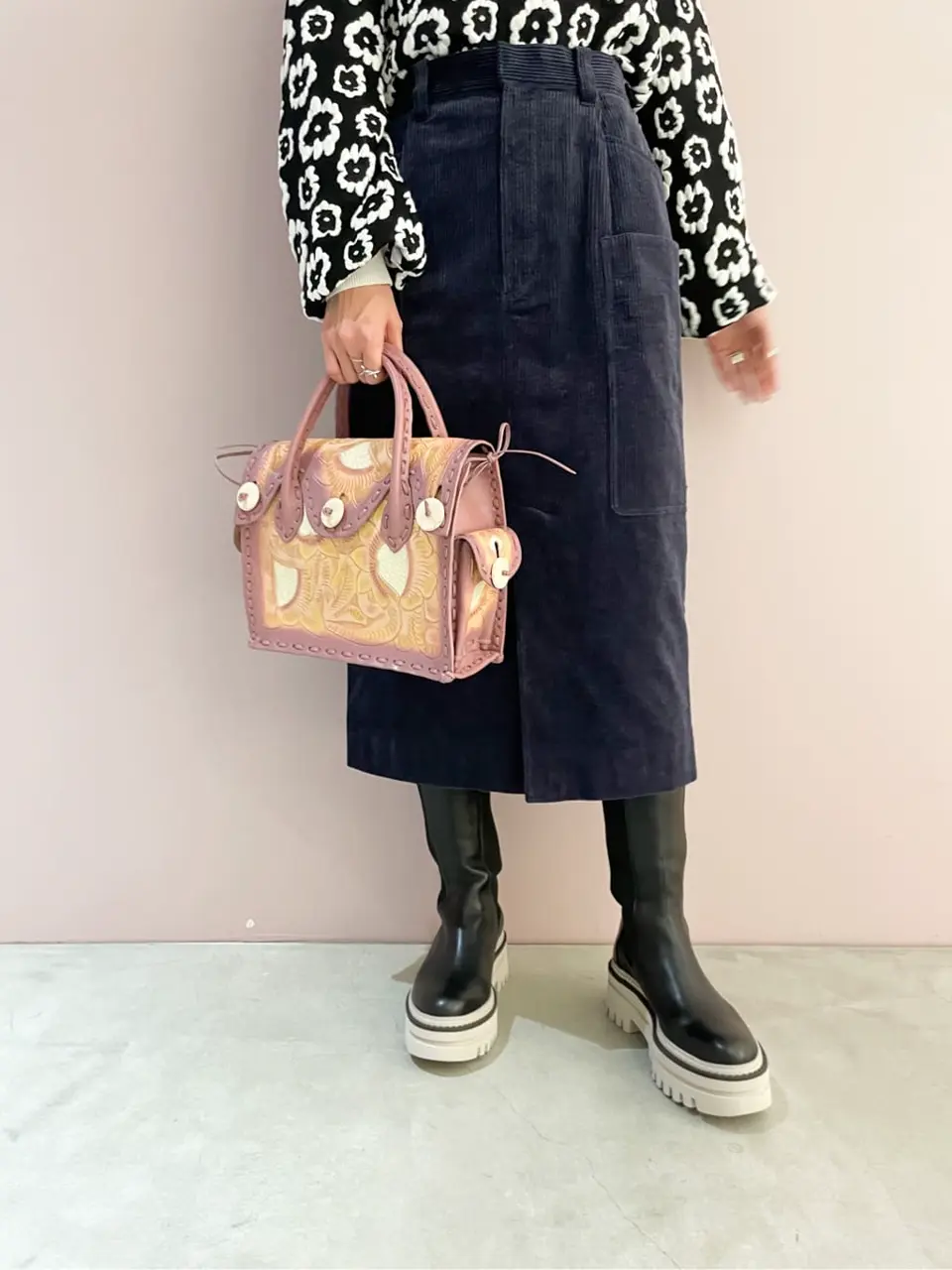 ORIGINATED IN GRACE CONTINENTAL Yuuki NOZAWA コーディネート画像