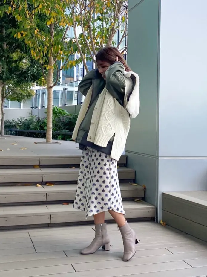 ORIGINATED IN GRACE CONTINENTAL yukimi yonee コーディネート画像