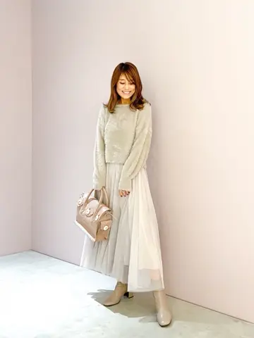 ORIGINATED IN GRACE CONTINENTAL yukimi yonee コーディネート画像