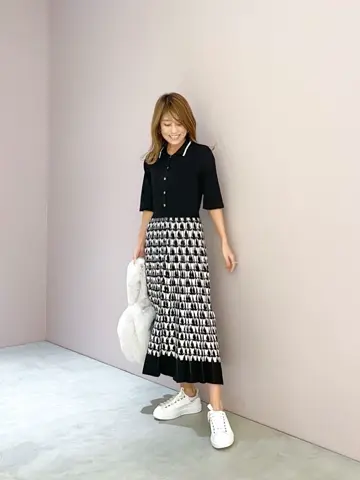 ORIGINATED IN GRACE CONTINENTAL yukimi yonee コーディネート画像