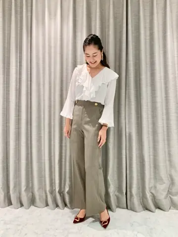 ORIGINATED IN GRACE CONTINENTAL 小笠原　春菜 コーディネート画像