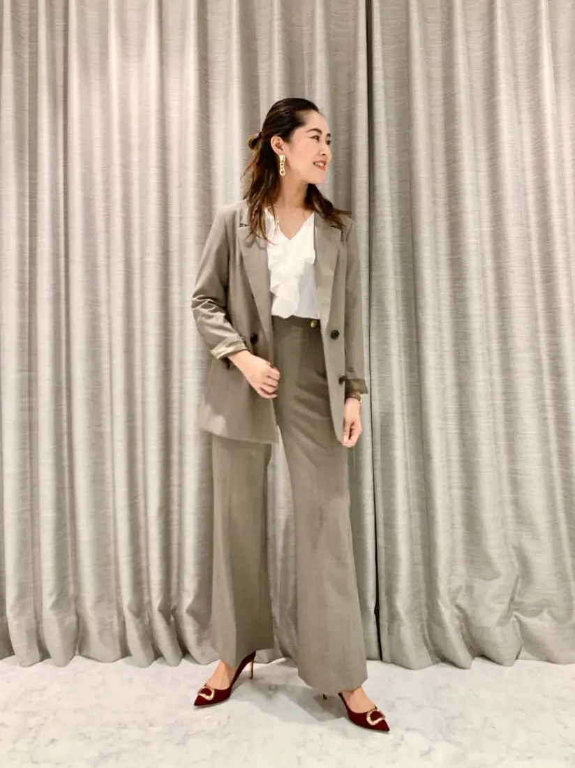 ORIGINATED IN GRACE CONTINENTAL 小笠原　春菜 コーディネート画像