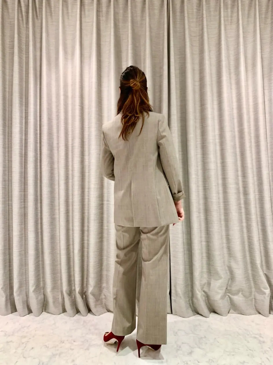 ORIGINATED IN GRACE CONTINENTAL 小笠原　春菜 コーディネート画像