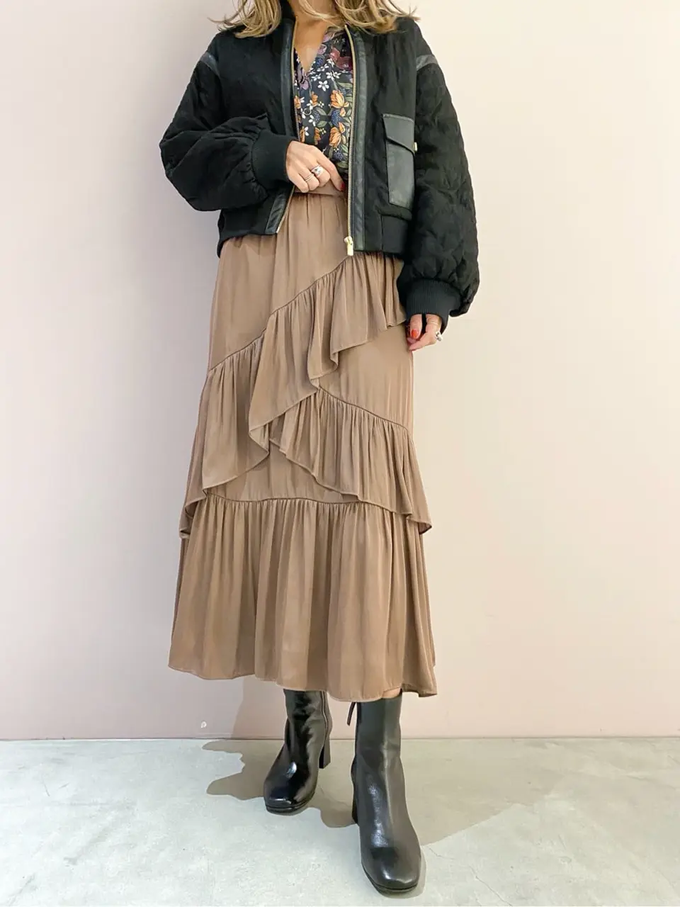 ORIGINATED IN GRACE CONTINENTAL yukimi yonee コーディネート画像