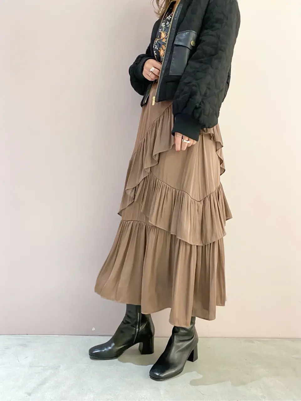 ORIGINATED IN GRACE CONTINENTAL yukimi yonee コーディネート画像