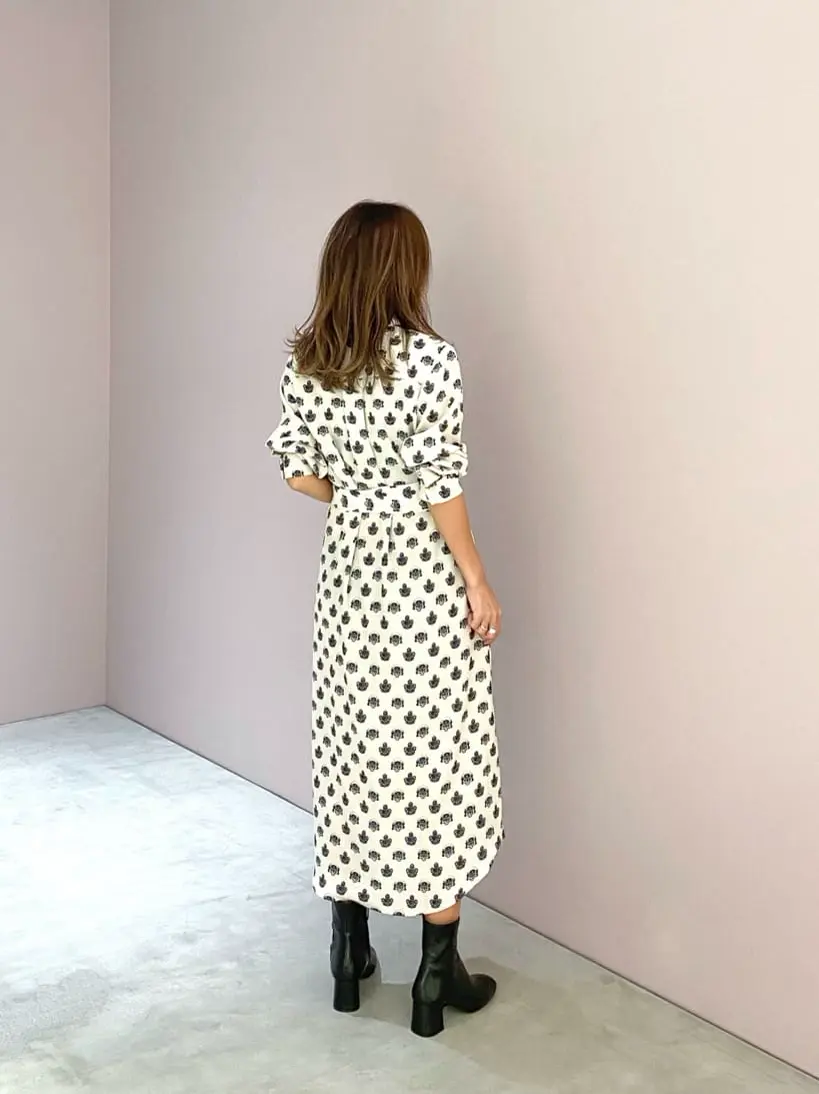 ORIGINATED IN GRACE CONTINENTAL yukimi yonee コーディネート画像