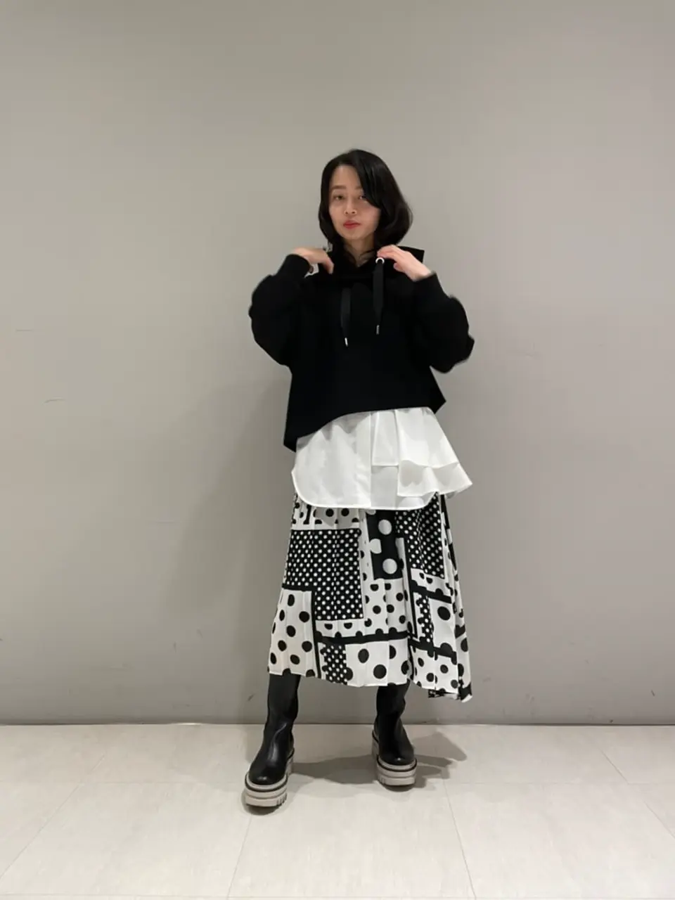 ORIGINATED IN GRACE CONTINENTAL yuri コーディネート画像