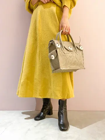 ORIGINATED IN GRACE CONTINENTAL yukimi yonee コーディネート画像