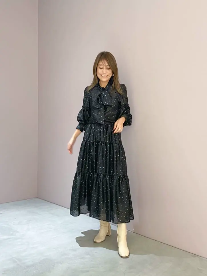 ORIGINATED IN GRACE CONTINENTAL yukimi yonee コーディネート画像