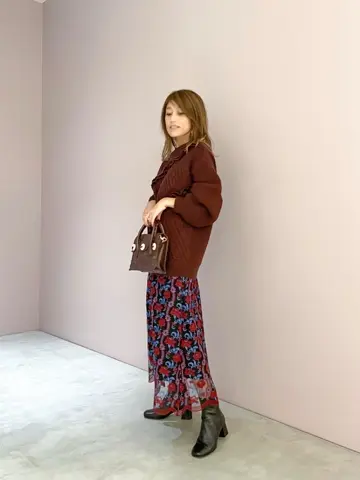 ORIGINATED IN GRACE CONTINENTAL yukimi yonee コーディネート画像