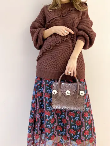 ORIGINATED IN GRACE CONTINENTAL yukimi yonee コーディネート画像