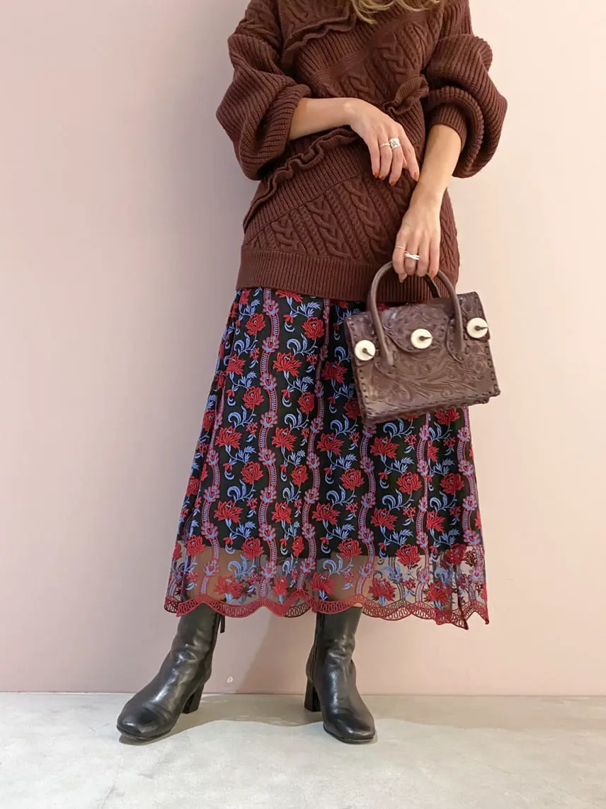 ORIGINATED IN GRACE CONTINENTAL yukimi yonee コーディネート画像