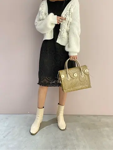 ORIGINATED IN GRACE CONTINENTAL yukimi yonee コーディネート画像