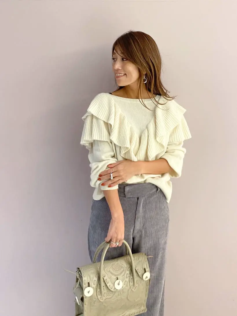 ORIGINATED IN GRACE CONTINENTAL yukimi yonee コーディネート画像