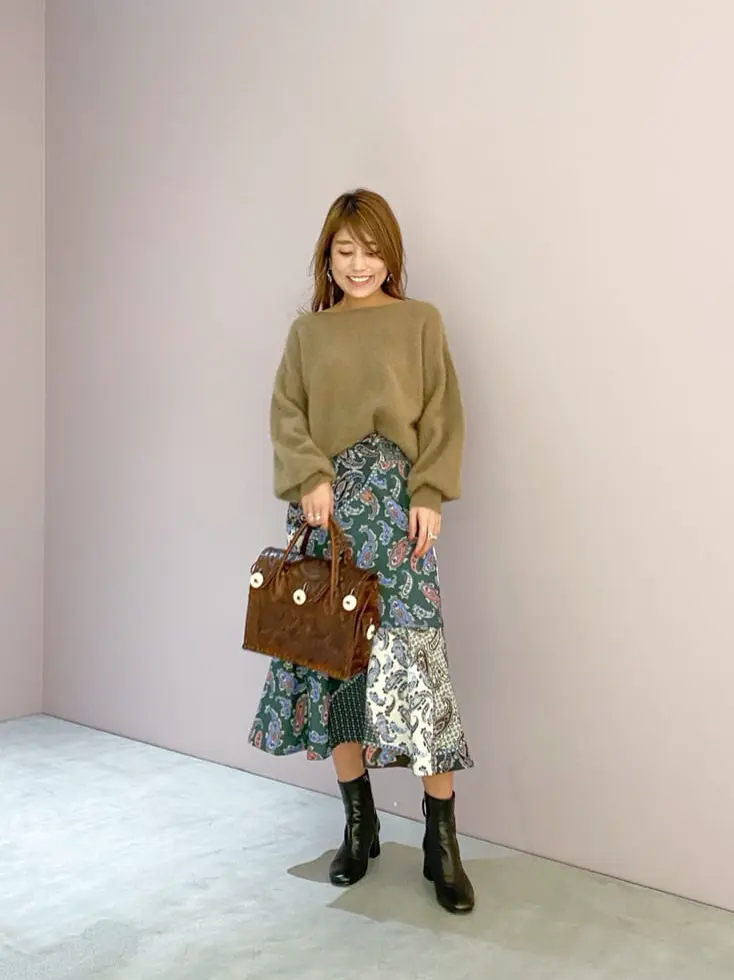 ORIGINATED IN GRACE CONTINENTAL yukimi yonee コーディネート画像