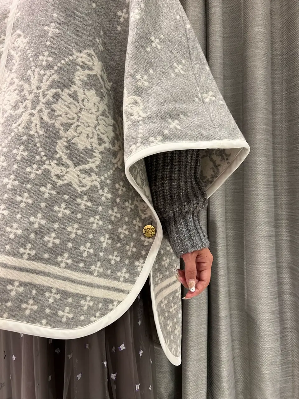 ORIGINATED IN GRACE CONTINENTAL 小笠原　春菜 コーディネート画像