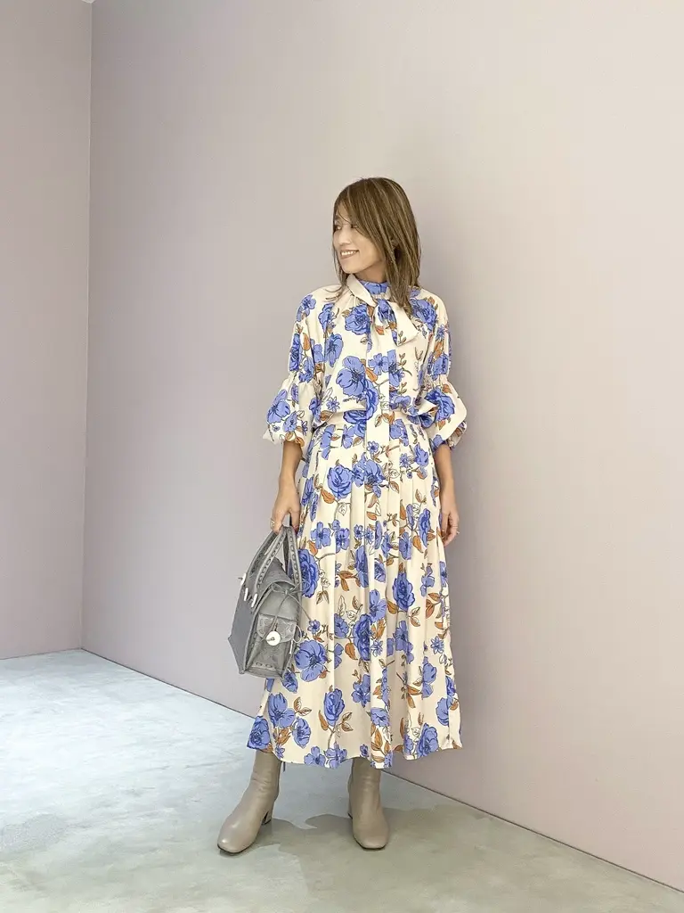 ORIGINATED IN GRACE CONTINENTAL yukimi yonee コーディネート画像