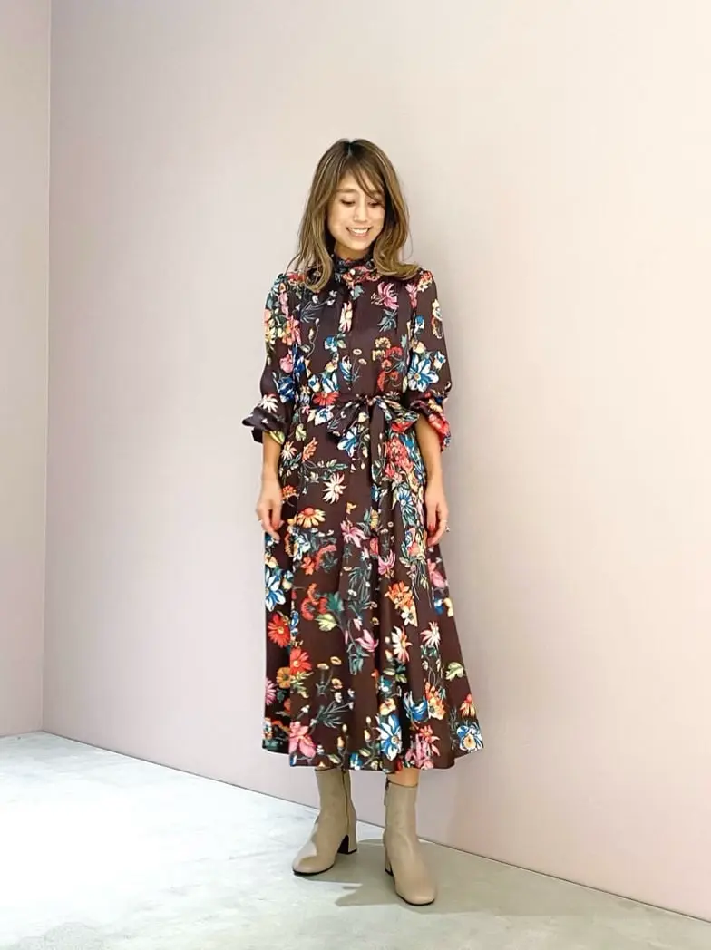 ORIGINATED IN GRACE CONTINENTAL yukimi yonee コーディネート画像