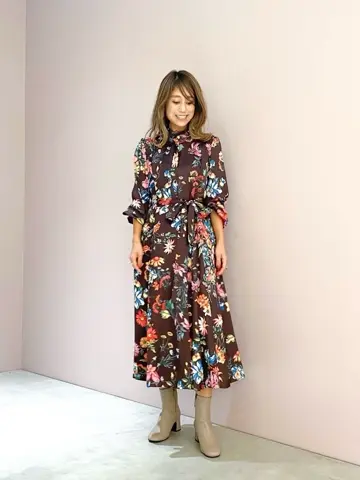 ORIGINATED IN GRACE CONTINENTAL yukimi yonee コーディネート画像