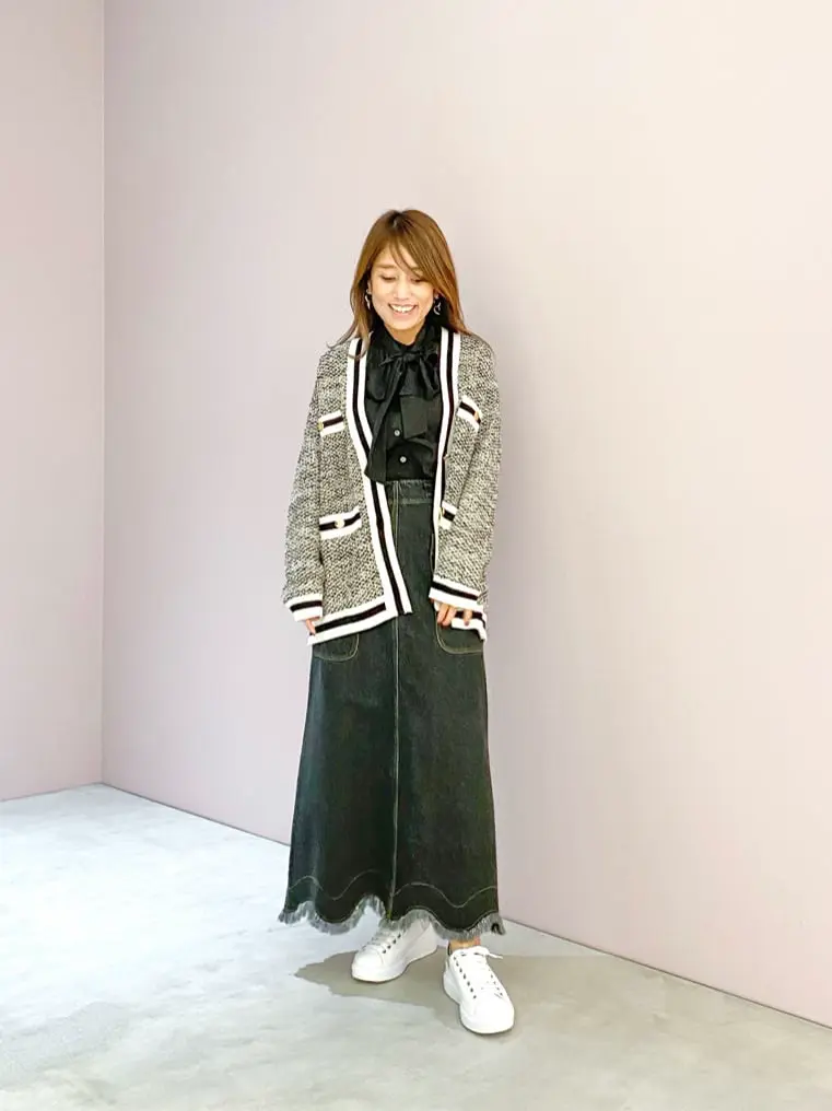 ORIGINATED IN GRACE CONTINENTAL yukimi yonee コーディネート画像