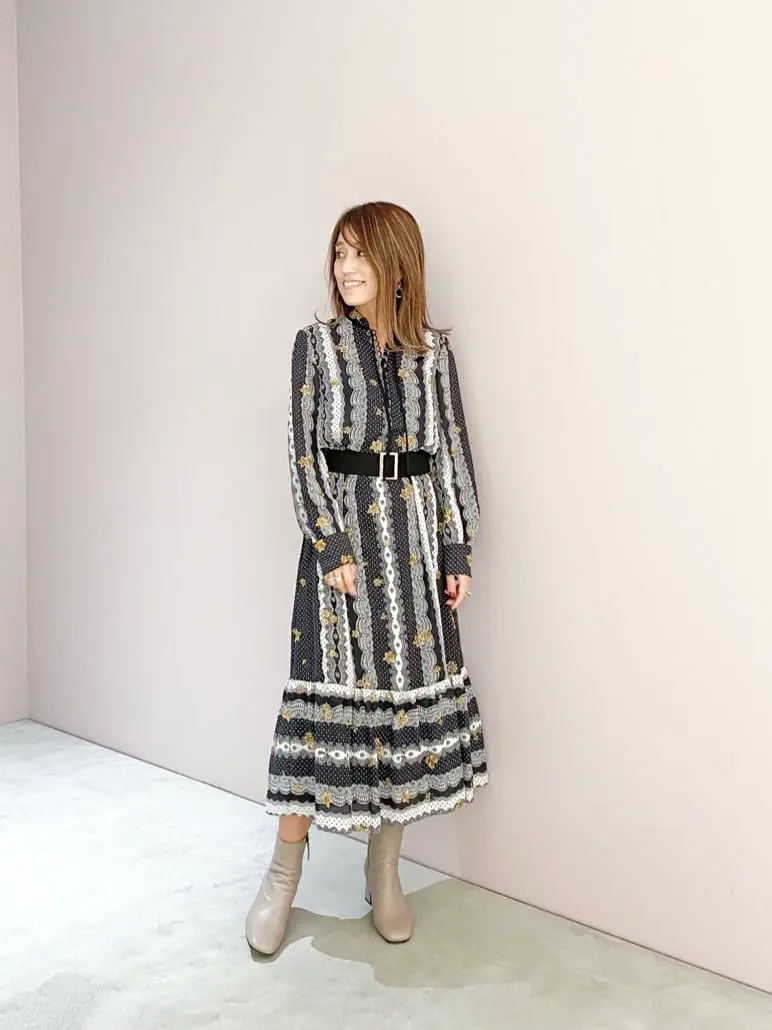 ORIGINATED IN GRACE CONTINENTAL yukimi yonee コーディネート画像